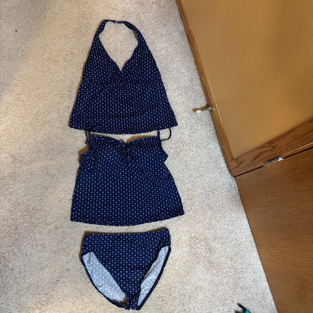 Lands' End Ladies 3 Pc's Swimwear 2-Tankini's & 1-Brief Sz. 8